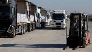 Нови израелски правила за НПО блокират доставки на помощ за Газа, предупреждават хуманитарни организации