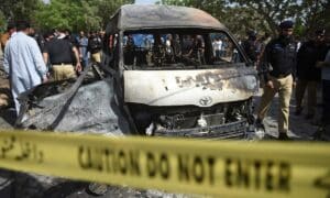 Нов атентат в Пакистан: Кола бомба взриви училищен автобус, има загинали деца