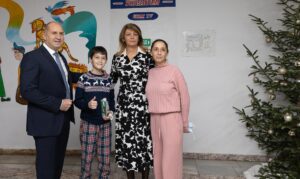 Президентът даде начало на „Българската Коледа“