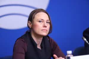 Ива Митева: Правителство на всяка цена значи задкулисие