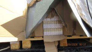 РЕКОРД: Разбиха най-голямата фабрика за незаконни цигари в историята на България