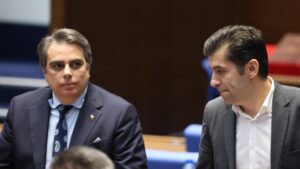 Методи Лалов: Незаменимите лидери от ПП-ДБ се въртят като пумпали