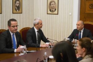 Костадинов: Радев да свика КСНС