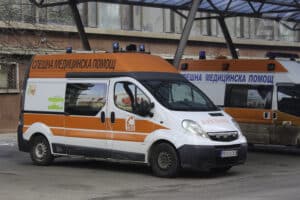 Тежка катастрофа край Сливен: Бременна жена е в реанимация