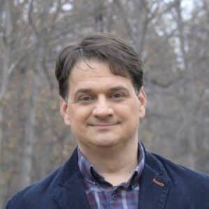 Кметът на район „Изгрев“ РАЗКРИ: Школата на Бачев ползва помещение незаконно!