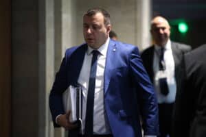 „Възраждане“: Готови сме да подкрепим ново искане за референдум от президента