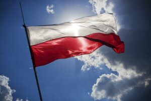 Полша откри паднали дронове след нарушаване на въздушното ѝ пространство