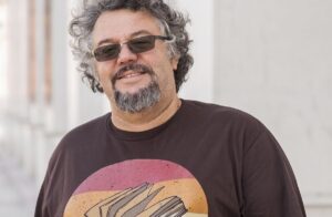 Пейков: Почти всички от “Възраждане” имат сериозни вложения в евро