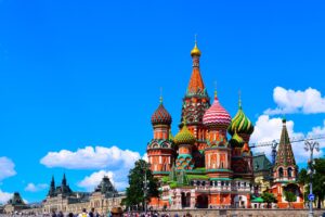 НА ЖИВО: Парадът на победата започна в Москва