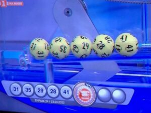 „Възраждане“: Приватизацията на тотото доказва, че правителството си откупува още малко време на власт