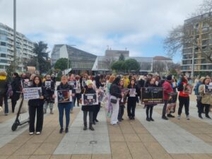 Протест в Бургас за по-строги наказания за насилие над деца и педофилията