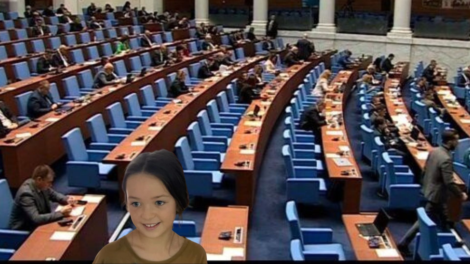 ,,Ние сме със Сияна“: Пленарната зала почти празна, докато гледа закона за пътищата (ВИДЕО)