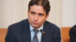 „Тоя ми се обади, оня каза и аз дадох“: Божидар Божанов с остър коментар срещу Борисов