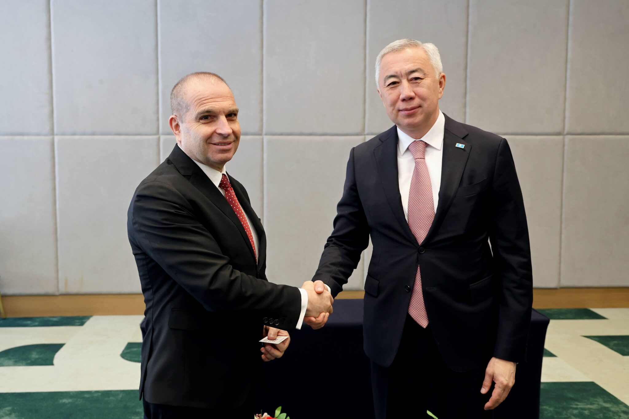 Експерти от Световната банка в момента изготвят анализ за развитието