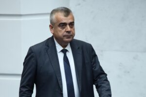 АПС: Участваме във внасянето на вота на недоверие