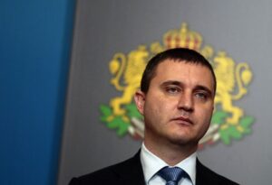 „Най-мощният кораб без пробойни“ – Горанов за еврото