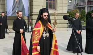 „Това са езически култове!“: Сливенският метрополит с остър коментар срещу нестинарството
