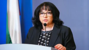 Теменужка Петкова: Радев няма моралното право да се нарича президент на европейска България