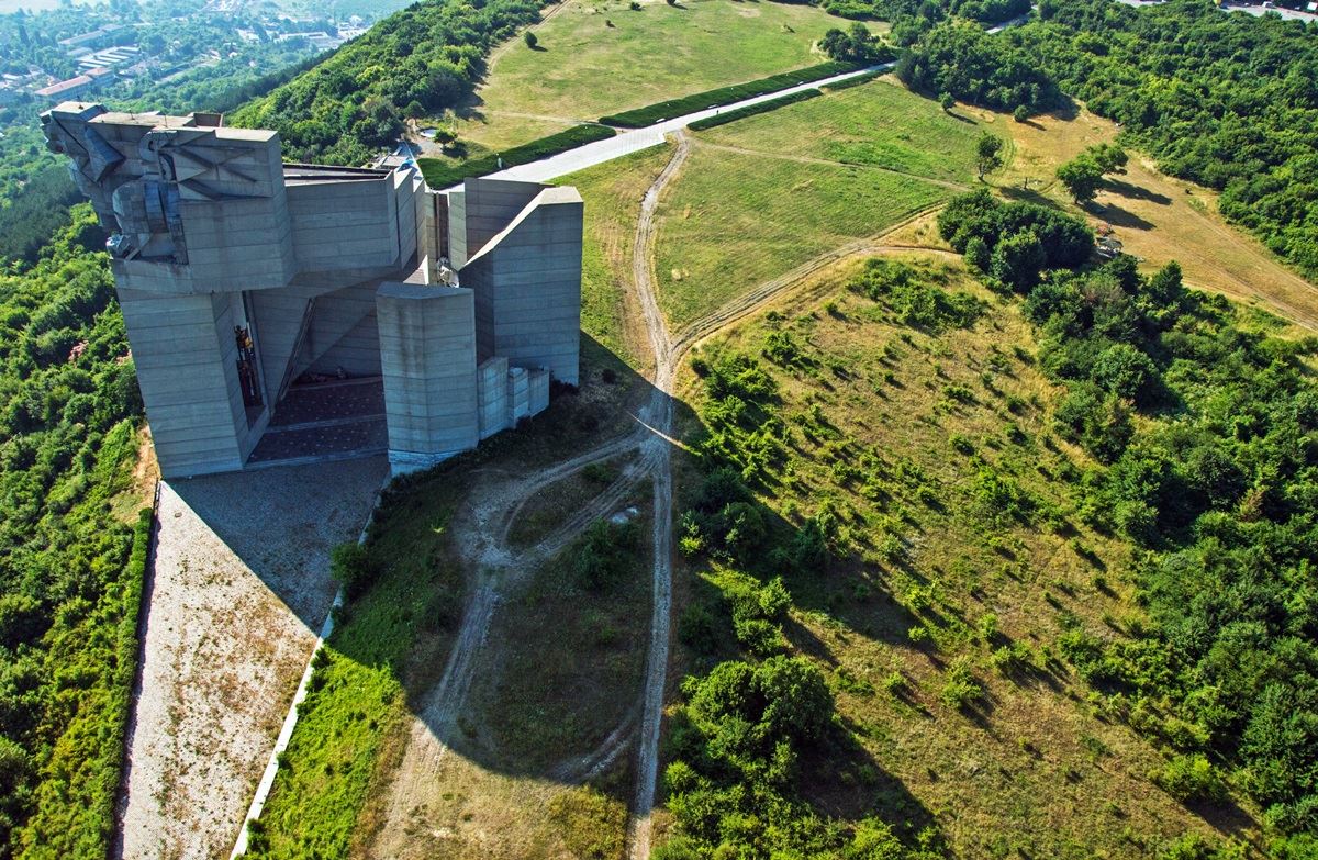 Временно се ограничава достъпът до пешеходните зони в района на