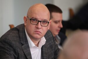 ИЗВЪНРЕДНО: Полицията арестува Тодор Капитанов на протеста (ВИДЕО)