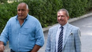„Б-е-з-с-и-л-и-е! Адвокатът на Борисов, който рева като магаре за ареста му, сега…“