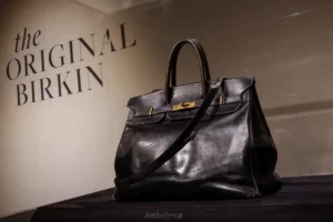 Чанта за 10 милиона долара: Оригинална Birkin счупи всички рекорди на търг в Париж