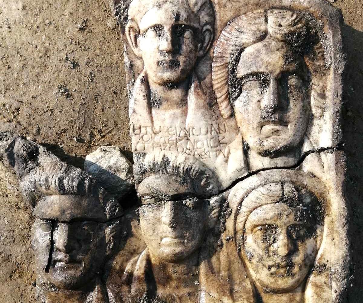 Археолози от Националния археологически институт с музей при БАН НАИМ БАН