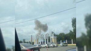 АТАКА: Украйна бомбардира завод на 1100 километра от Москва, има загинали и ранени (ВИДЕО)