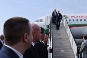 Желязков и Вълчев на посещение в Молдова