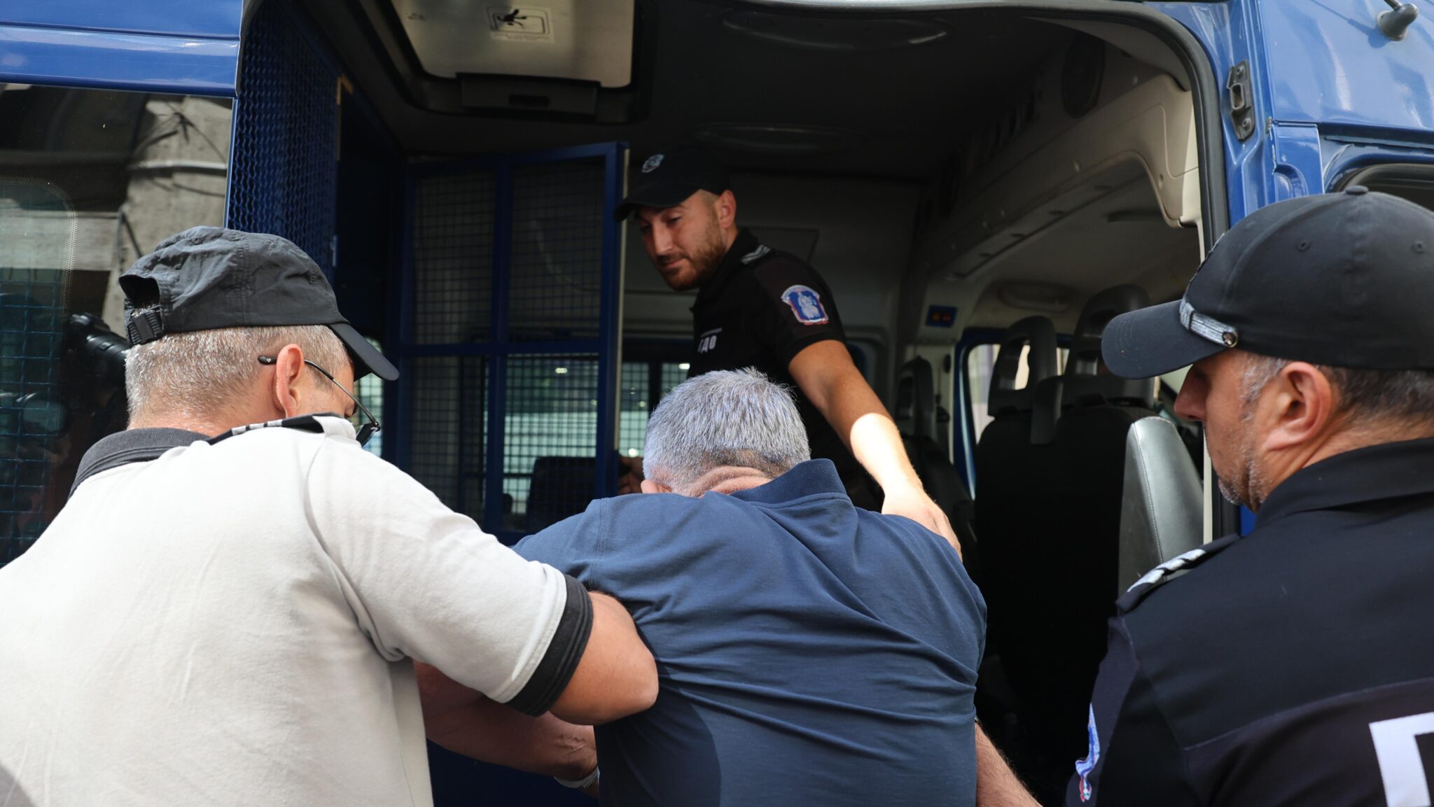 Моля да ме пуснете с по лека мярка за неотклонение С тези