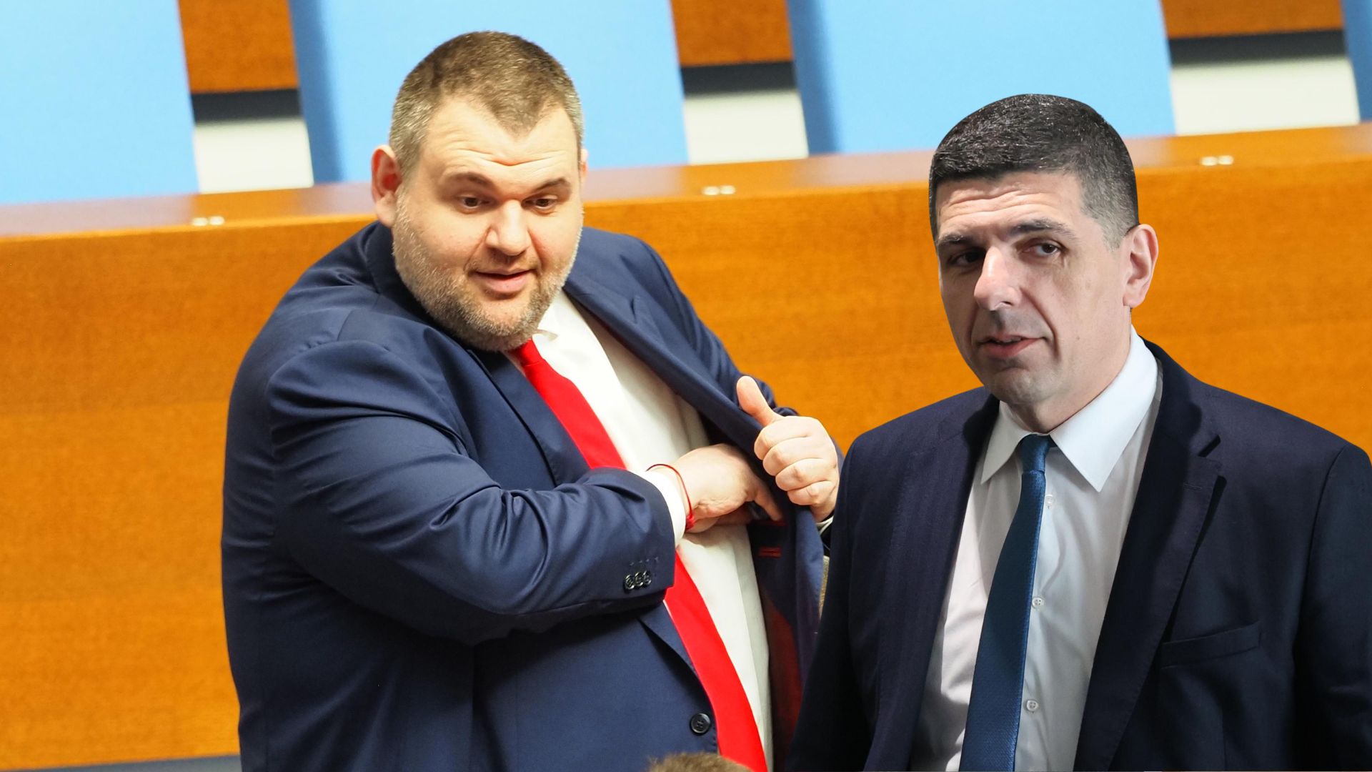 Пеевски иска цялата държава за себе си 8211 Булгартабак му