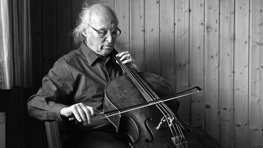 Поклонението пред тленните останки на проф Венцеслав Николов ще се