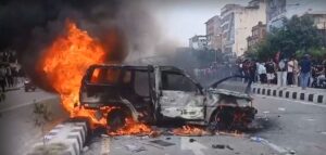 Кървави сблъсъци в Непал: Десетки жертви при протести срещу блокирането на социалните мрежи