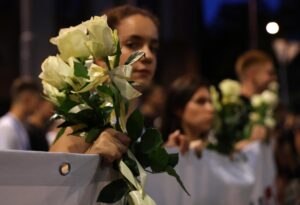 Студенти призоваха за минута мълчание в памет на жертвите в Нови Сад