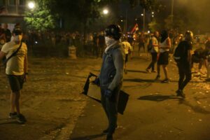 Поддръжници на властта и студенти излязоха на паралелни митинги в Сърбия