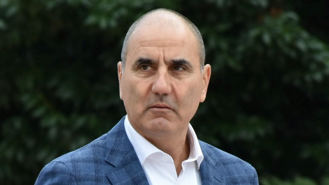 8222 В МВР ни управляват кадрите от кабинета 8222 Орешарски 8220 Светлозар Лазаров