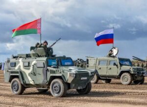 Русия и Беларус започват съвместно военно учение, Западът следи с тревога