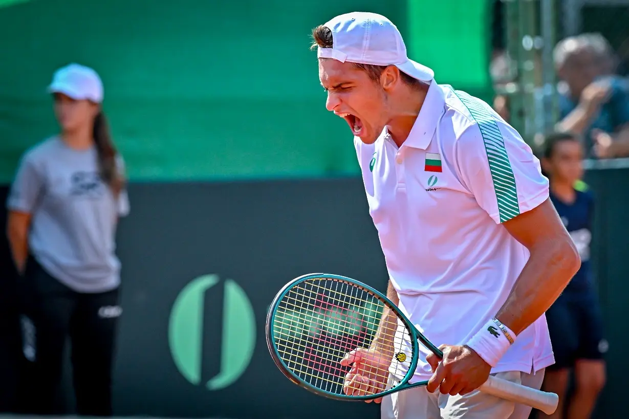 Чънду Китай 22 октомври 2025 г — Българският тенис талант