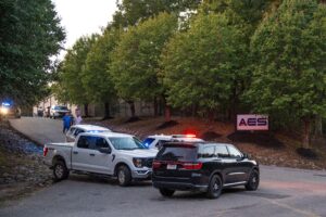 Мощен взрив във фабрика за експлозиви в Тенеси, издирват 19 души