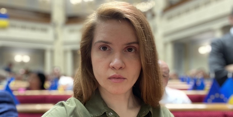 Маряна Безуглая