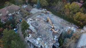 Събориха сарая на Ахмед Доган в „Бояна“