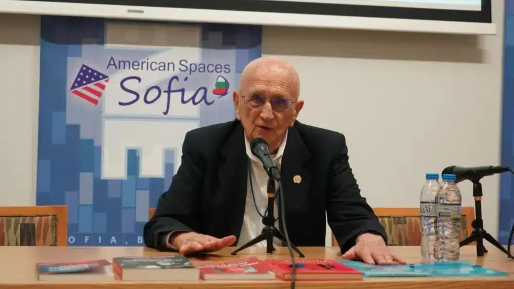 8222 Вече може да се оперира кръвоносен съд и да се