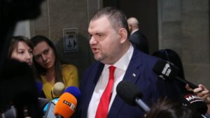 Пеевски: Няма да има разделение, няма класи