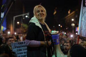 Майка на жертва от Нови Сад към Вучич: Елате да говорим пред всички, ако не се страхувате!