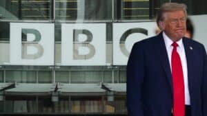Би Би Си се извини на Доналд Тръмп заради спорен монтаж (ВИДЕО)