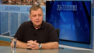 Красимир Каракачанов: Управляващите свалят рейтинга си до нула, но вдигат заплатите си до небето