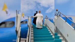 Папа Лъв XIV пристигна в Анкара за началото на визитата си в Турция (ВИДЕО)