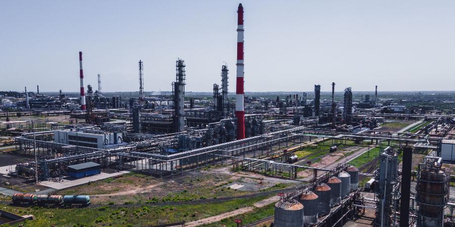 Украинската армия отново извърши атака с дрон срещу рафинерия на