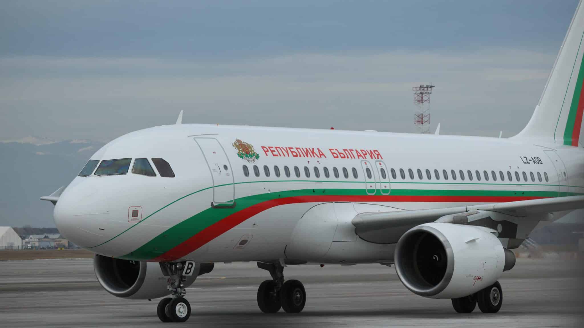 Правителственият самолет Фалкон ще бъде продаден чрез търг с явно