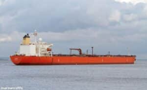 Операцията тръгва: На 12 декември започва изтеглянето на изоставения танкер „Кайрос“